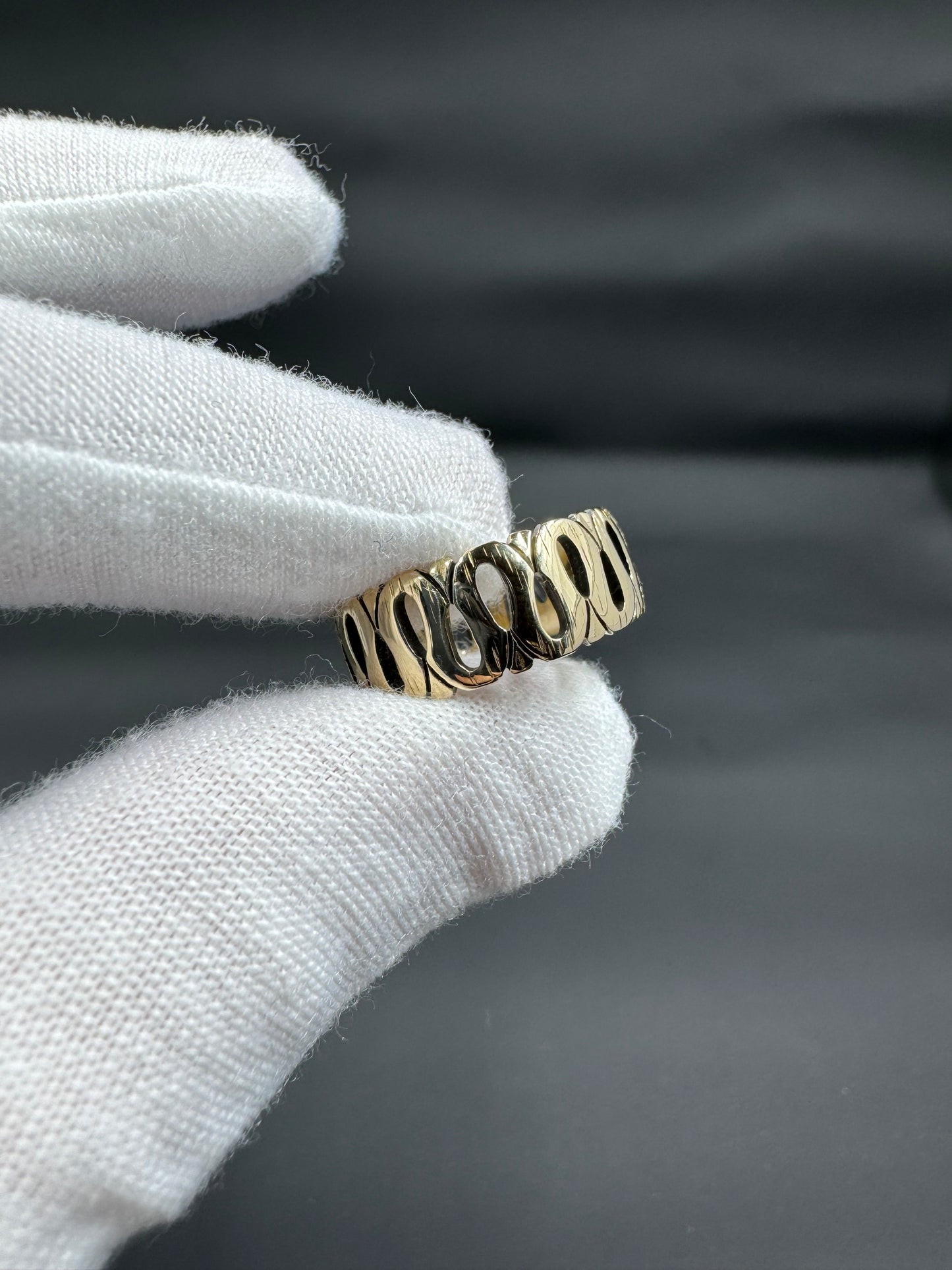 14K Women's Ring Size 7.5